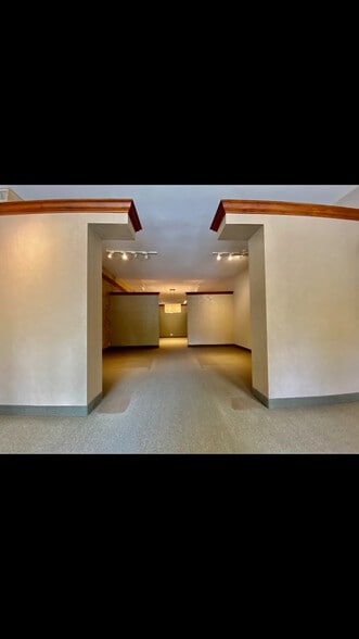 More Photos Of 615 Conestoga Rd, Villanova Freestanding For Lease