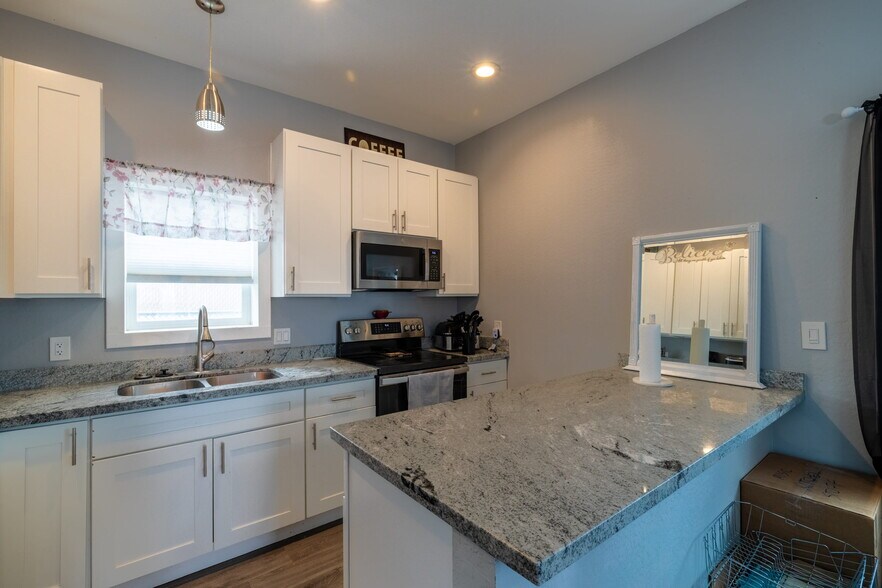 More Photos Of 317 N Saguaro Dr, Apache Junction Manufactured Housing Mobile Home Park For Sale