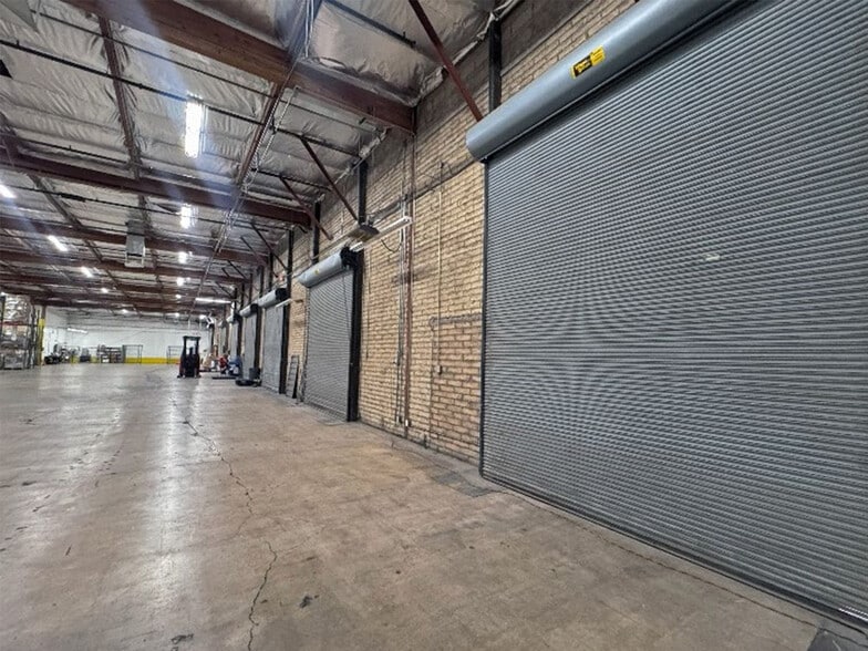 More Photos Of 5580 S Nogales Hwy, Tucson Manufacturing For Sale