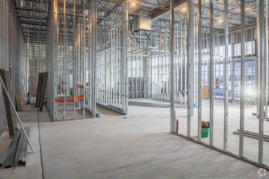 More Photos Of 9450 Calumet Ave, Munster Unknown For Lease