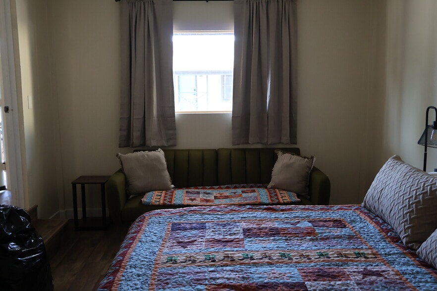 More Photos Of 409 S Montezuma St, Prescott Hotel For Sale