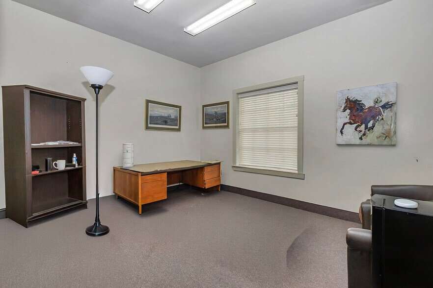 More Photos Of 801 SW 60th Ave, Ocala Office For Lease