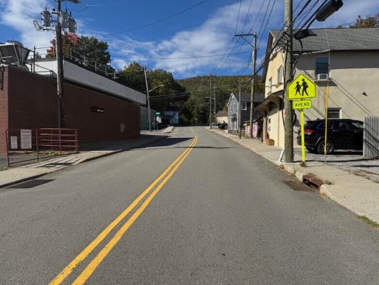 More Photos Of 13 Mountain Ave, Highland Falls Apartments For Sale