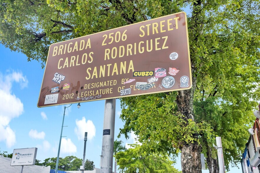 More Photos Of 750-760 SW 10th Ave, Miami Storefront Retail Office For Lease