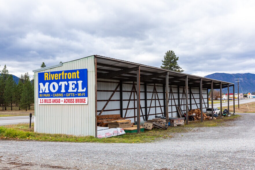 More Photos Of 2213 Main St E, Thompson Falls Land For Sale