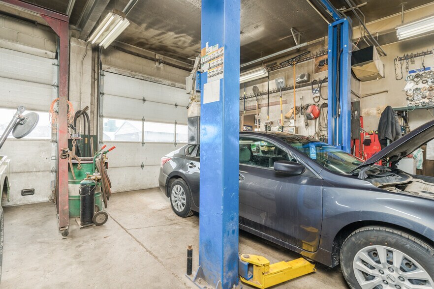 More Photos Of 7 S Highway 91, Downey Self Storage For Sale