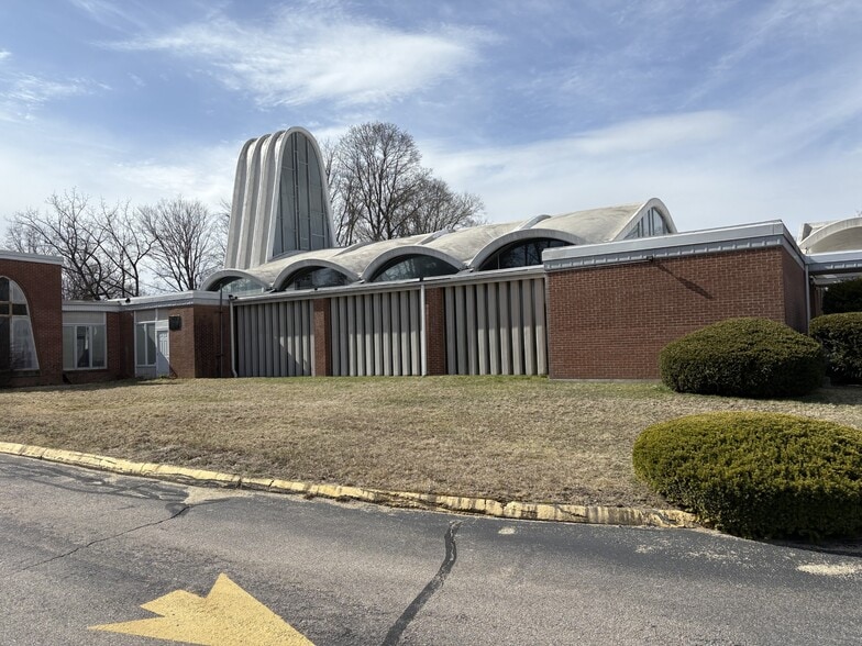 More Photos Of 248 Broadway, Norwich Religious Facility For Sale