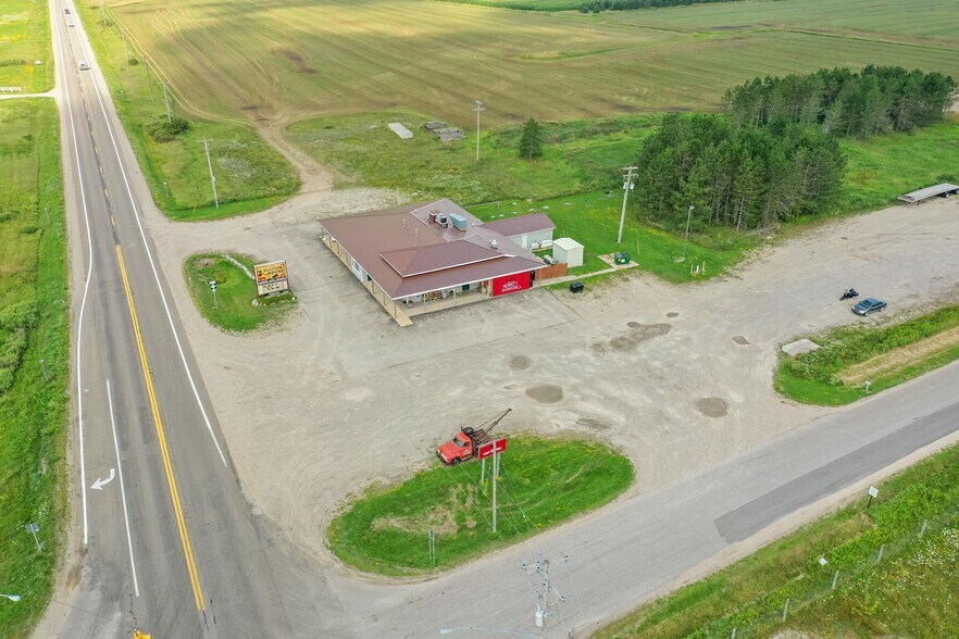 More Photos Of 7467 E Houghton Lake Rd, Merritt Restaurant For Sale