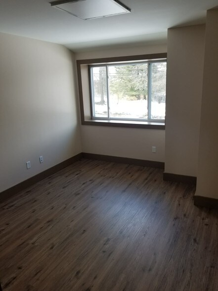 More Photos Of 21 South St, Washingtonville Medical For Sale