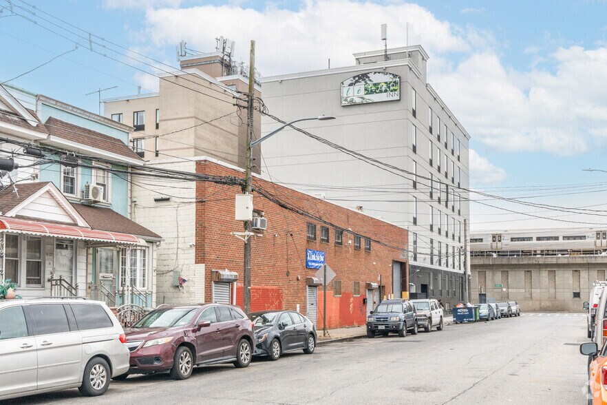 More Photos Of 139-09 Archer Ave, Jamaica Hotel For Lease