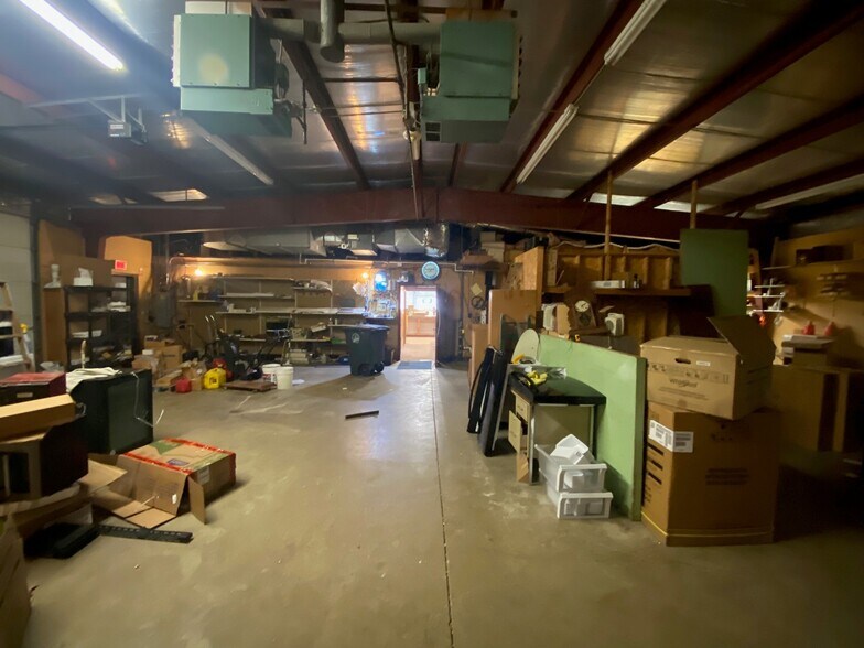 More Photos Of 2242 Ridge Rd, Green Bay Storefront For Lease