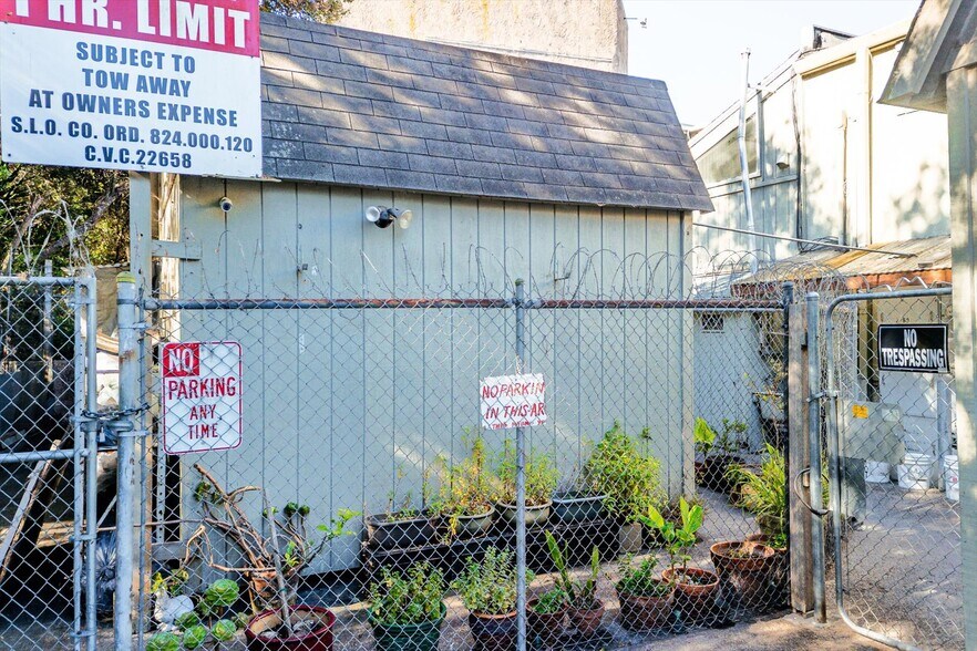 More Photos Of 2380 Main St, Cambria Restaurant For Sale