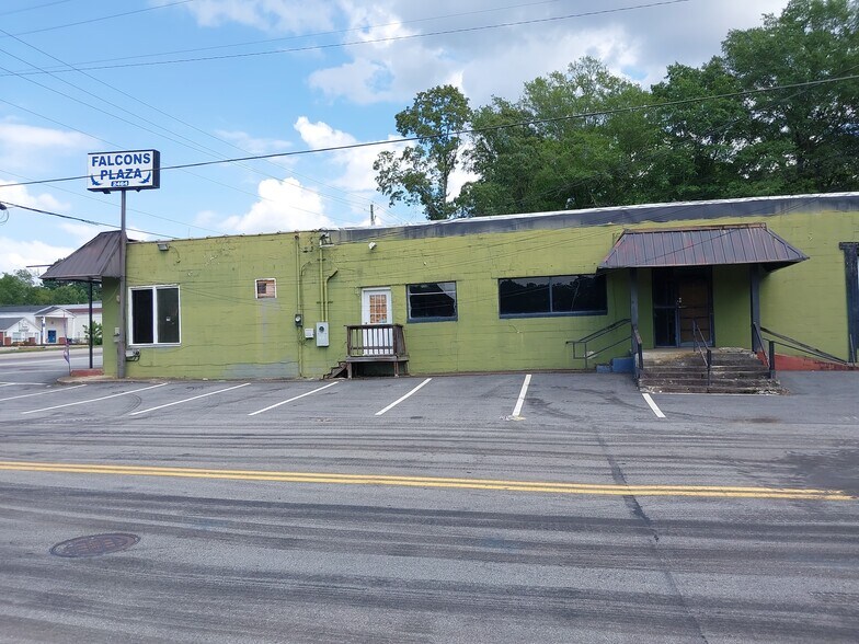 More Photos Of 2464 Winder Hwy, Dacula Storefront For Sale