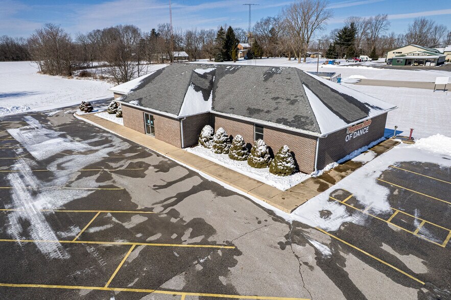 Primary Photo Of 1366 S Wabash St, Wabash Office For Sale