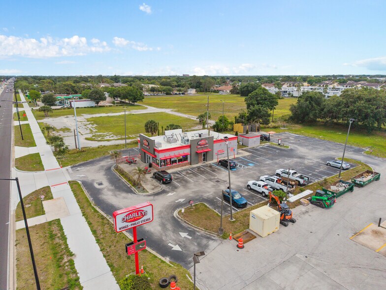 More Photos Of 3250 W Vine St, Kissimmee General Retail For Sale