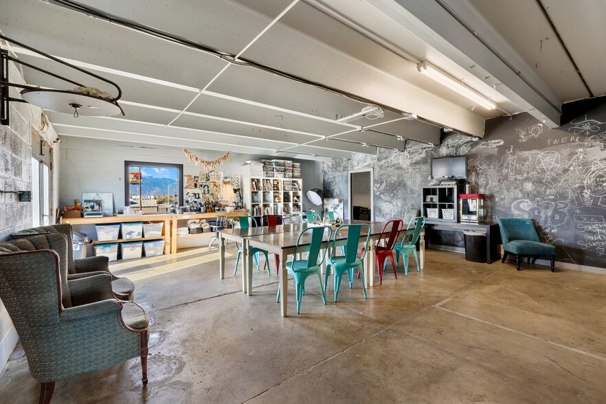 More Photos Of 3001 E Platte Ave, Colorado Springs Service For Sale