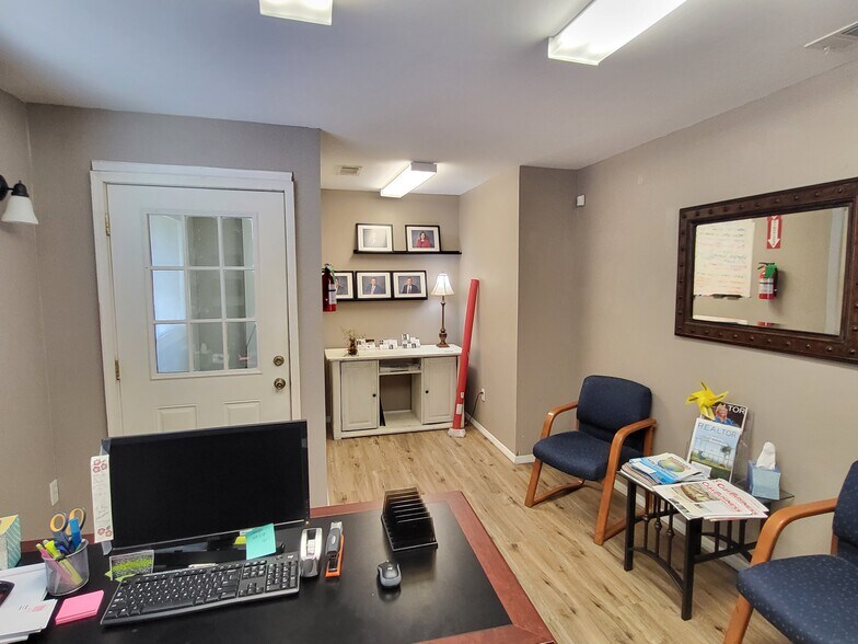 More Photos Of 3003 Jean Lafitte Pky, Chalmette Medical For Sale
