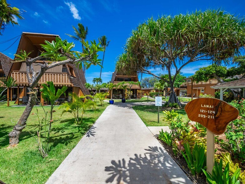 More Photos Of 1300 Kamehameha V Hwy, Kaunakakai Hotel For Sale