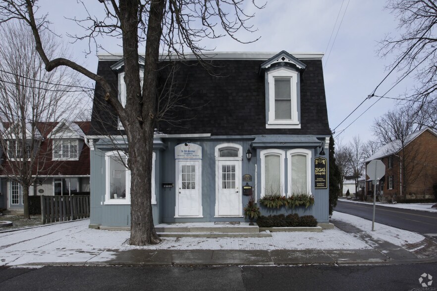 More Photos Of 10-12 Centre St, Markham Office Residential For Sale