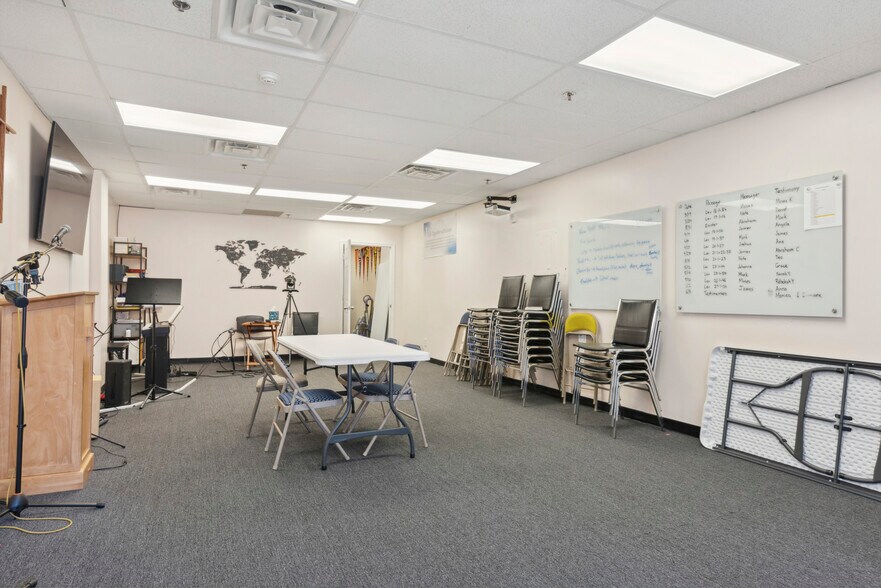 More Photos Of 3645-47 Lancaster Ave, Philadelphia Apartments For Lease