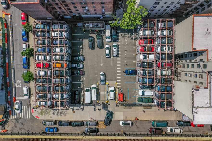 More Photos Of 3976 Tenth Ave, New York Land For Sale