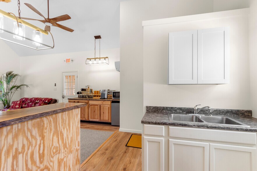 More Photos Of 3093 US Highway 9, Valatie Apartments For Sale