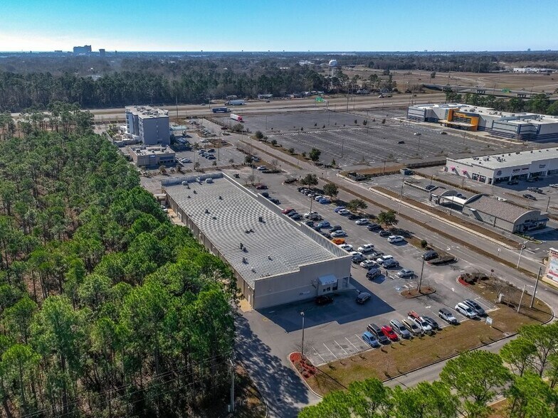 More Photos Of , D'Iberville General Retail For Sale