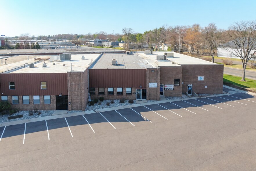 Primary Photo Of 1300 Industrial Blvd, Southampton Light Distribution For Sale
