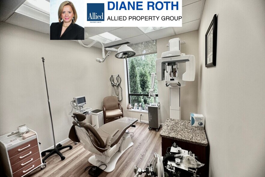 More Photos Of 4 Dearfield Dr, Greenwich Medical For Lease