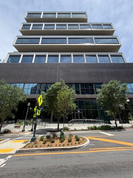 More Photos Of 1055 howell mill Rd, Atlanta Office For Lease