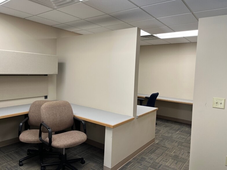 More Photos Of 5112 Departure Dr, Raleigh Light Manufacturing For Lease