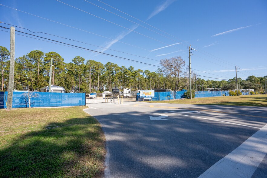 More Photos Of 1070 State Road 206 E, Saint Augustine Contractor Storage Yard For Sale