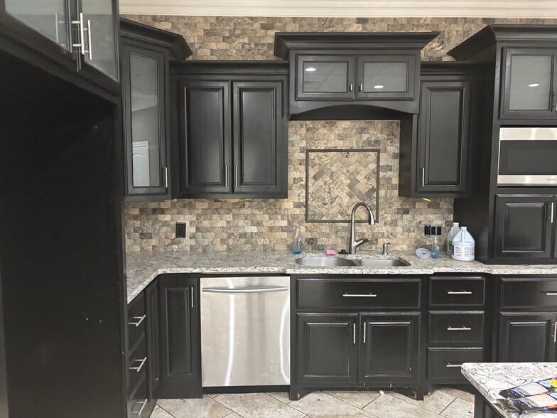 More Photos Of 10101 Highway 87, Lubbock Warehouse For Sale