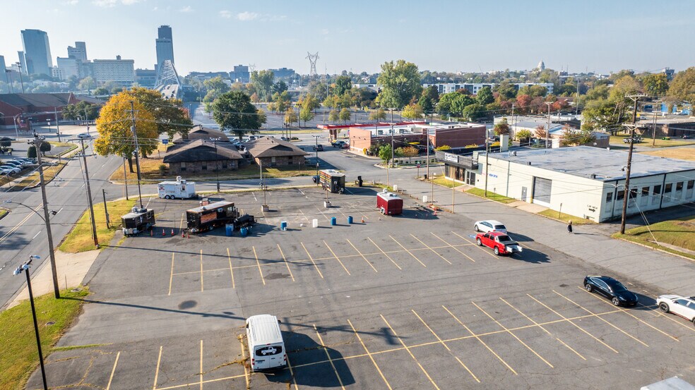 More Photos Of 601 W 4th St, North Little Rock Light Manufacturing For Lease