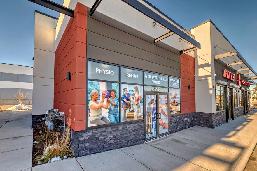 More Photos Of 2255 32 St NE, Calgary Storefront Retail Office For Sale