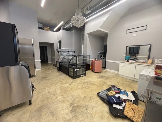 More Photos Of 4000-4022 S Western Ave, Chicago Multifamily For Sale