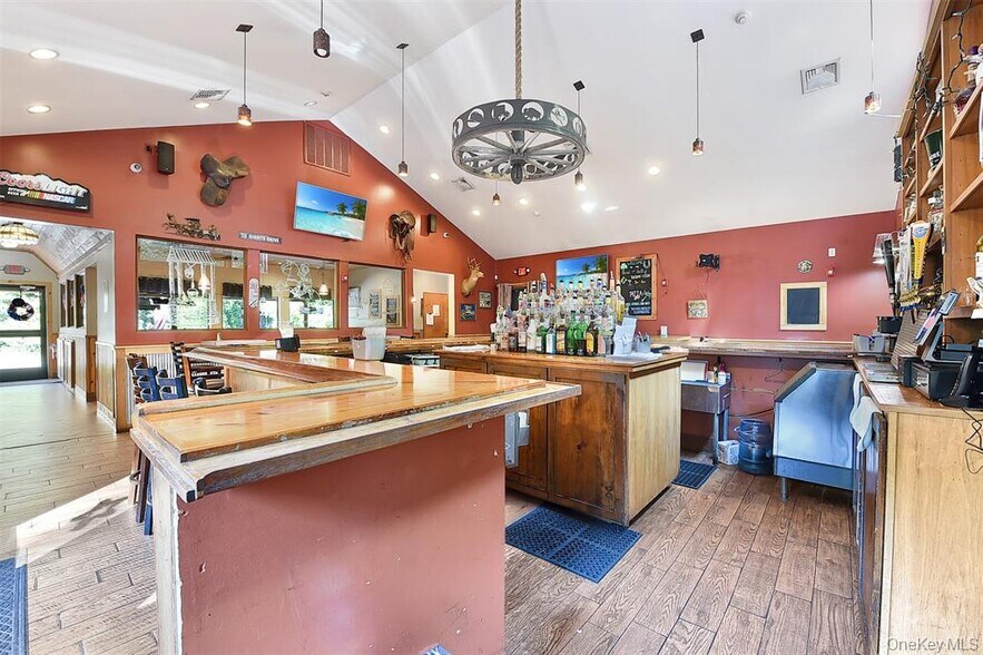 More Photos Of 809 Bloomingburg Rd, Bloomingburg Restaurant For Sale