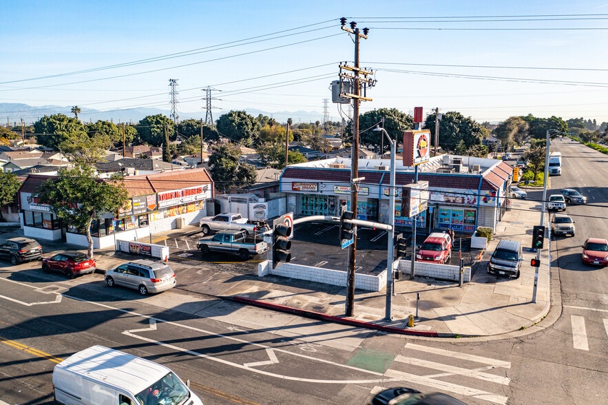 More Photos Of 601 E Century Blvd, Los Angeles General Retail For Sale
