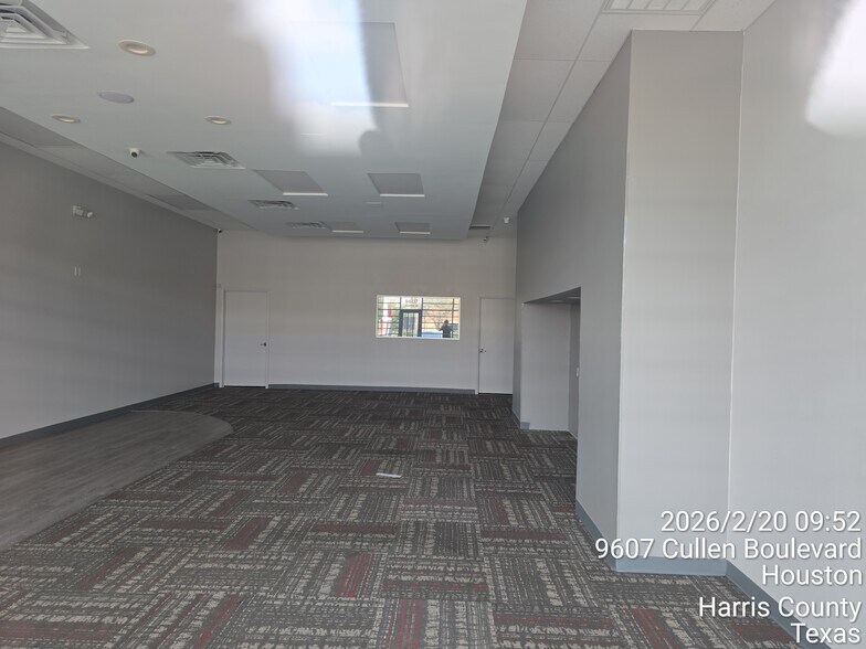 More Photos Of 9601 Cullen Blvd, Houston Unknown For Lease