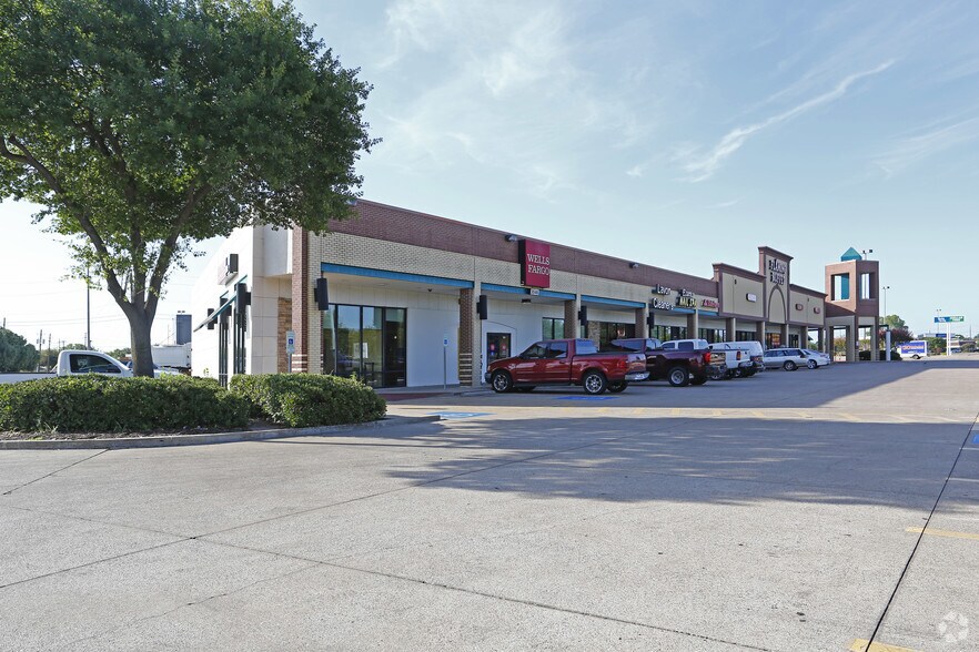 Primary Photo Of 3046 Lavon Dr, Garland General Retail For Lease