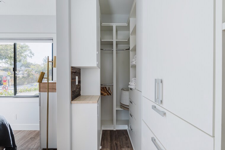 More Photos Of 251 Middlefield Rd, Palo Alto Apartments For Sale