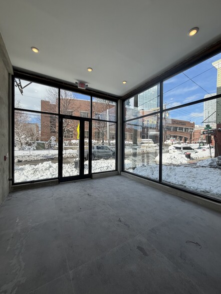 More Photos Of 364 Summit Ave, Jersey City Storefront For Lease