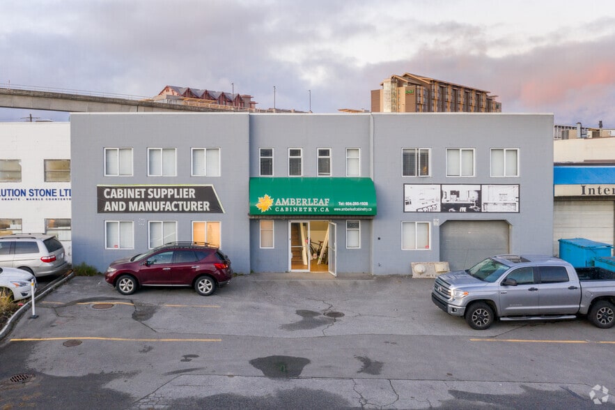More Photos Of 8791 Beckwith Rd, Richmond Warehouse For Lease