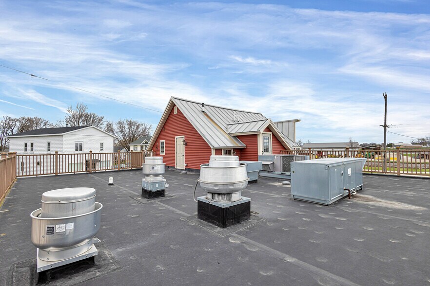 More Photos Of 20931 Main St, Collins Restaurant For Sale