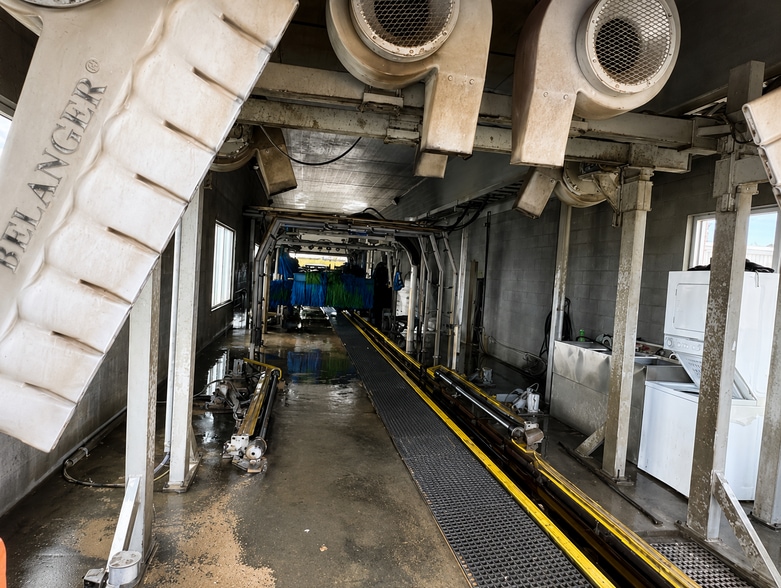 More Photos Of 2124 E 8th St, Odessa Carwash For Sale