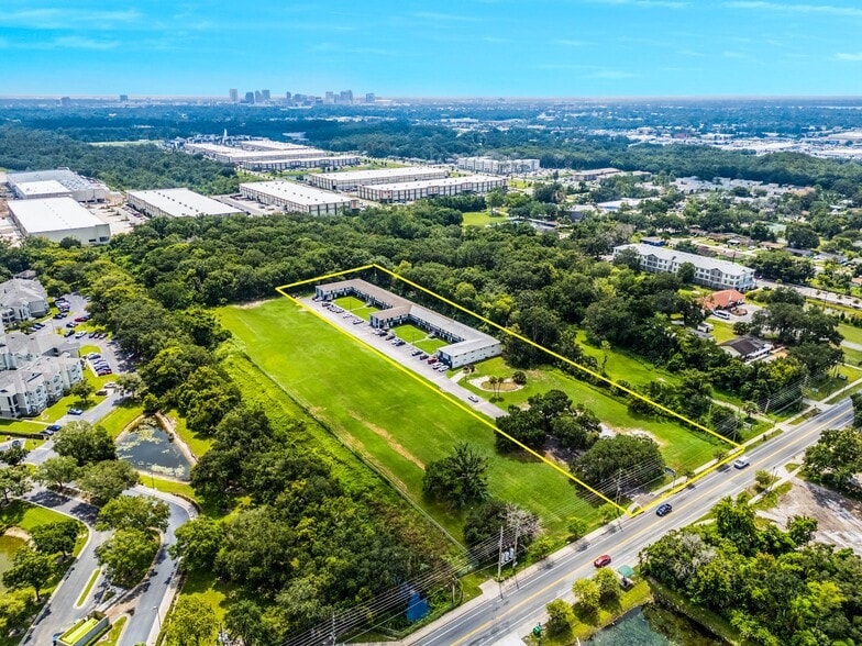Primary Photo Of 1625 Mercy Dr, Orlando Apartments For Sale