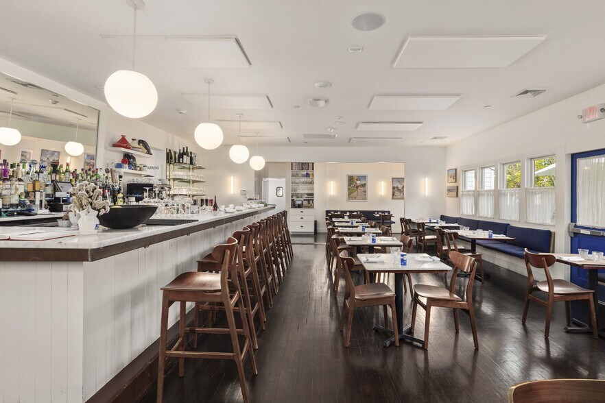 More Photos Of 1970 Montauk Hwy, Bridgehampton Restaurant For Sale