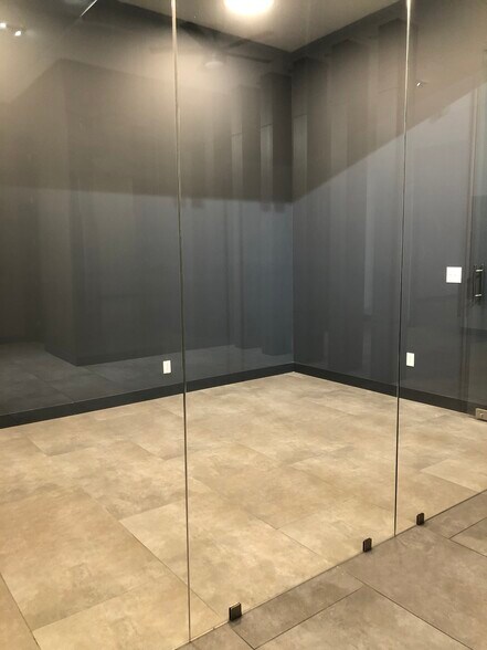 More Photos Of 3680-3730 Yale Way, Fremont Warehouse For Lease