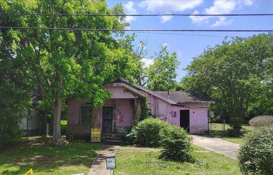 More Photos Of , Beaumont Specialty For Sale
