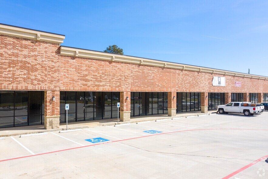 More Photos Of 11730 Spring Cypress Rd, Tomball Storefront For Sale